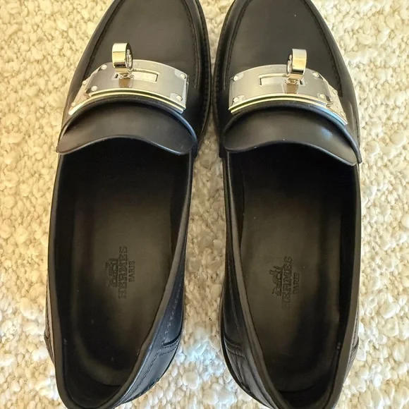 Hermes 2023 Hot Loafers - Picture 5 of 12